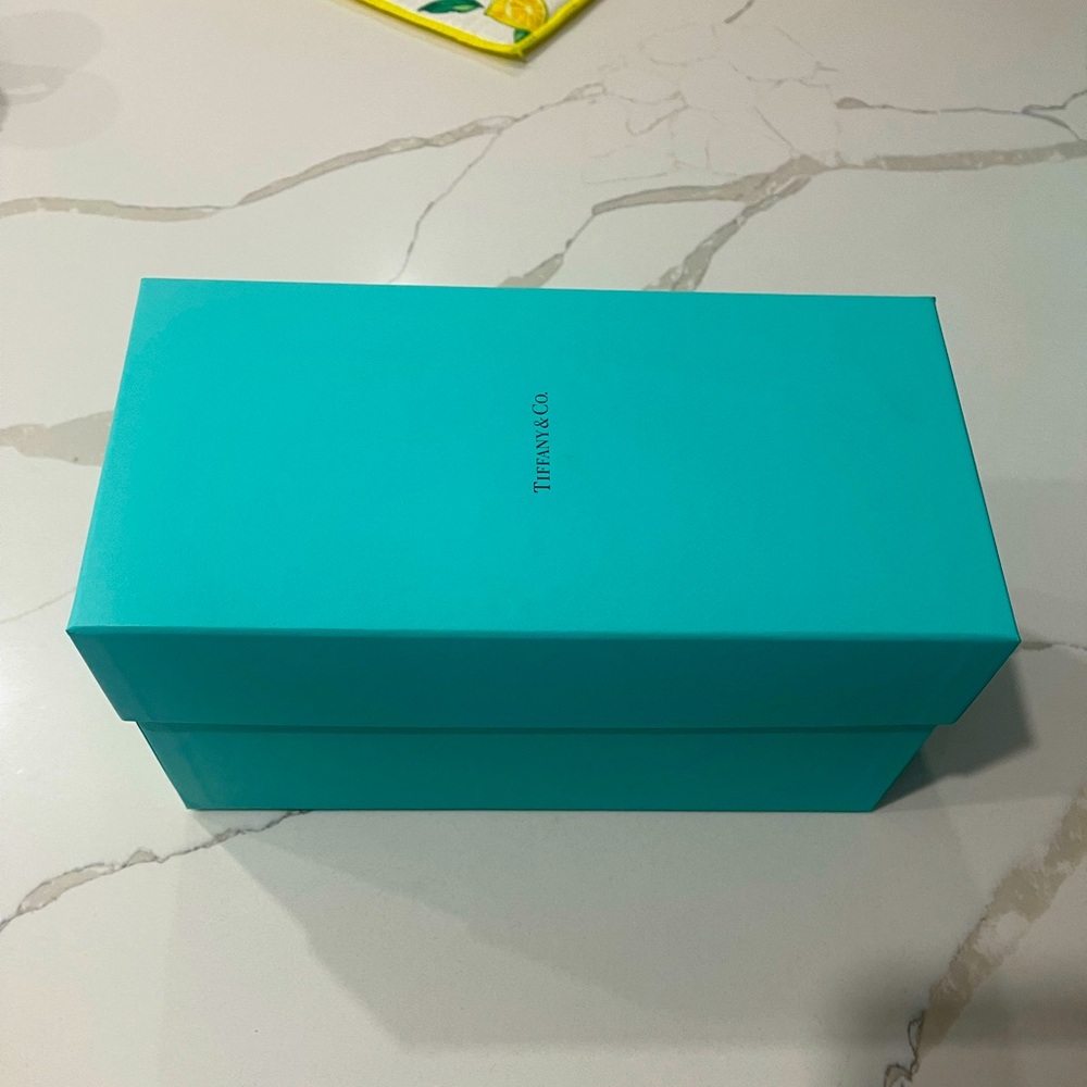 Tiffany Box - Picture 3 of 3